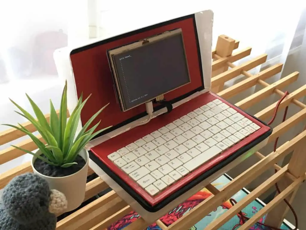 Raspberry Pi Laptop - Image 5