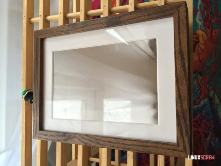 How to Build a Smart Magic Mirror Using a Raspberry Pi Zero [Tutorial]